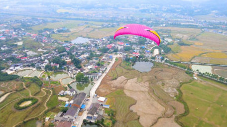 跳伞滑翔伞运动4K航拍