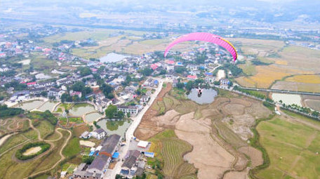 跳伞滑翔伞运动4K航拍