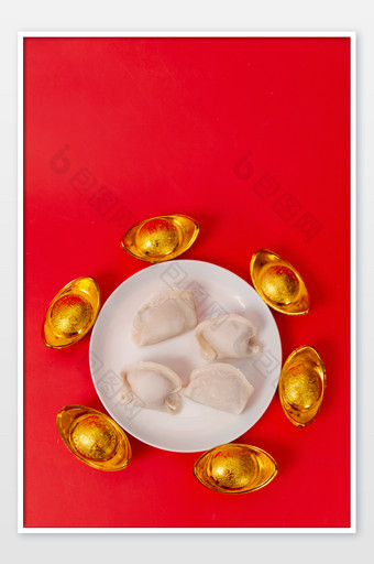 饺子立冬元宝中国红色背景图片