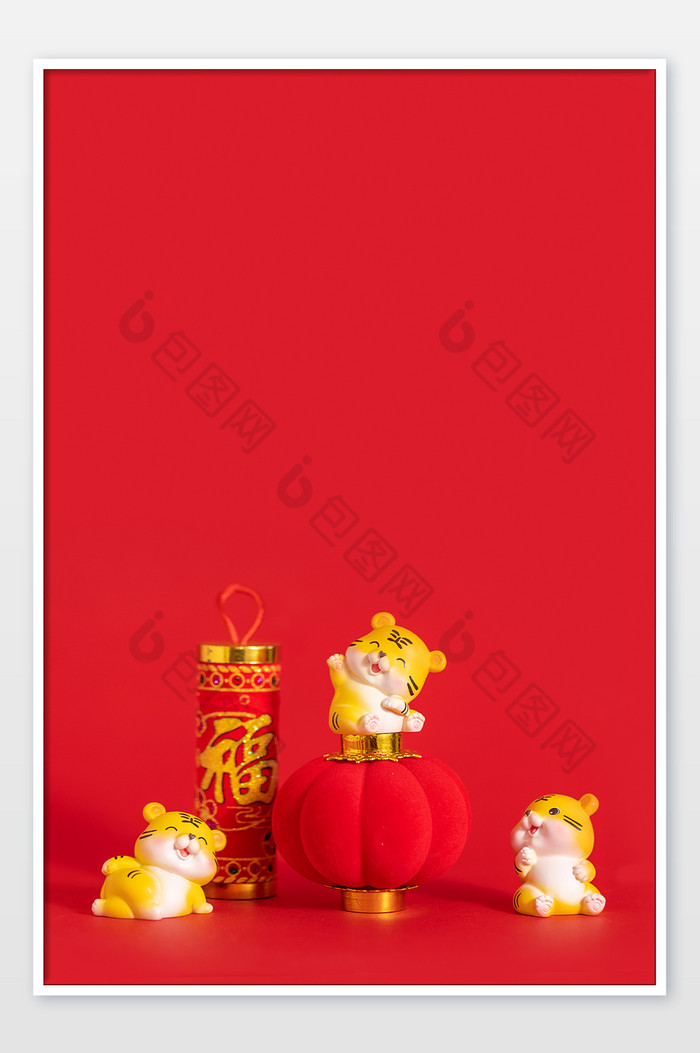 新年鞭炮灯笼小老虎创意红色海报图片图片