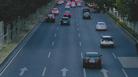 城市快速公交交通车流4K延时