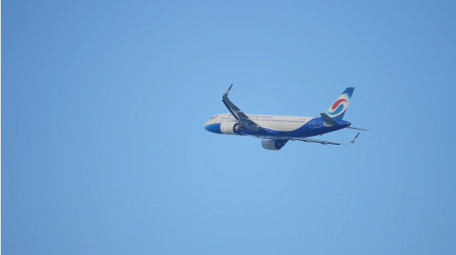 交通大气飞机客机滑行起飞飞行4k实拍