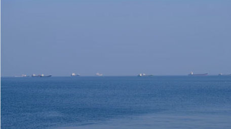 海中薄雾雾气海洋渔民海洋设备