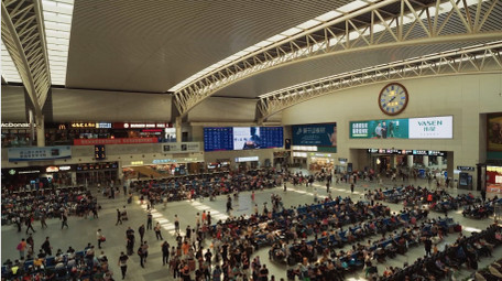 交通简约高铁客运火车站人来人往4k实拍