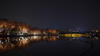 杭州地标西湖北山街断桥夜景延时摄影