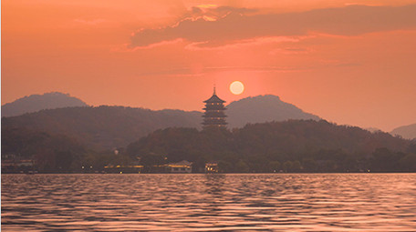 杭州西湖雷峰塔日出实拍