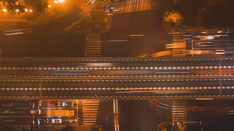 城市车流夜景航拍延时摄影交通出行4K实拍