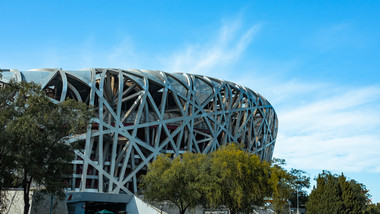 城市<strong>地标北京</strong>鸟巢建筑蓝天白云延时