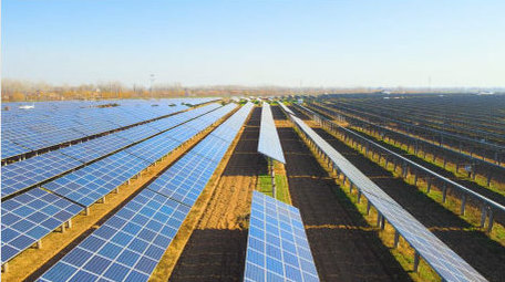 <strong>乡村</strong>光伏发电产业园清洁能源4K航拍