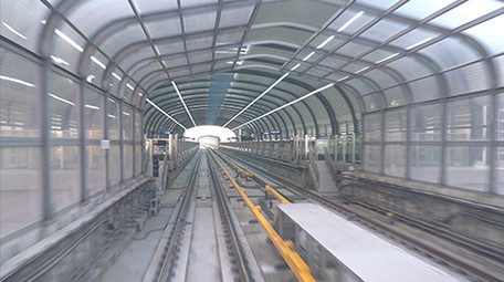交通运输无人驾驶地铁第一视角实拍