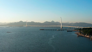 城市<strong>地标</strong>震撼<strong>深圳</strong>湾公路大桥航拍