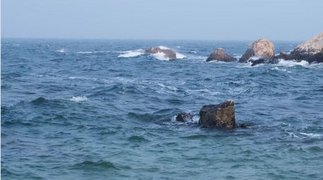 蔚蓝大海海洋海面海水海岸波浪自然海洋实拍