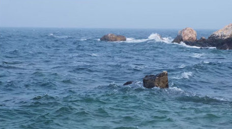 蔚蓝大海海洋海面海水海岸波浪自然海洋实拍
