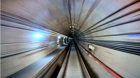 城市交通地铁穿梭第一视角视频素材4K