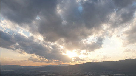 大气日落剪影云层运动延时摄影视频