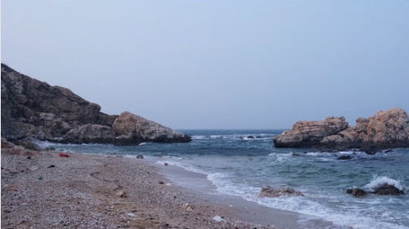 波涛礁石海边浪花波浪大海海洋自然海洋实拍