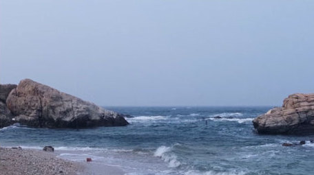 波涛礁石海边浪花波浪大海海洋自然海洋实拍