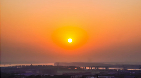 城市日出剪影晨曦太阳升起8K延时摄影