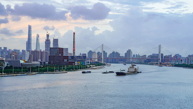 <strong>上海</strong>城市黄浦江大桥交通船流延时摄影8k