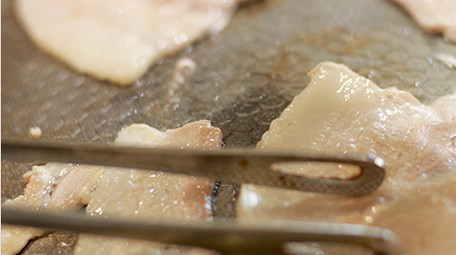 餐饮美食滋滋烤肉美味肉食肉类制作实拍4K