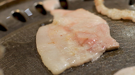 餐饮美食滋滋烤肉美味肉食肉类制作实拍4K