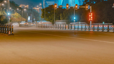 交通车流夜景实拍公路上车水马龙视频