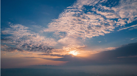 自然震撼清晨日出天空云层变化4k延时