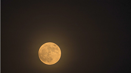 自然超级月亮升起延时视频