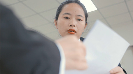 商务金融投资业务员交流4K实拍