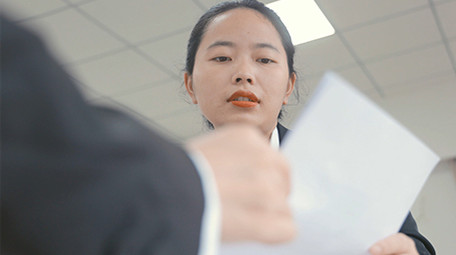 商务金融投资业务员交流4K实拍