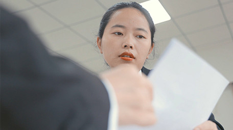 商务金融投资业务员交流4K实拍