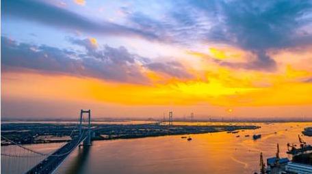 自然风光港口海洋交汇朝霞日出