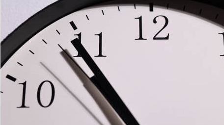 时钟时间流逝延时概念实拍4k