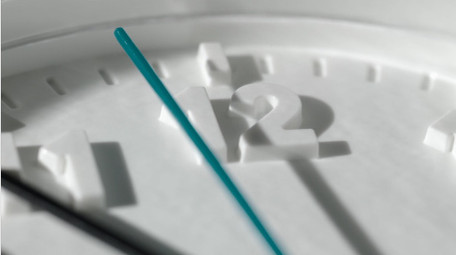 简约时尚时钟时针实拍视频