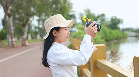 人像女孩户外摄影拍照实拍