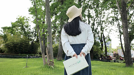 人像森系女孩背影唯美实拍