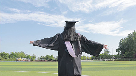 清新校园毕业季学生奔跑4K实拍