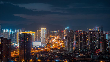 城市大气蜿蜒公路车流夜景延时