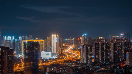 城市大气蜿蜒公路车流夜景延时