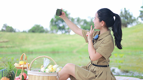 东方人像女孩户外自拍4K