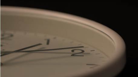 时钟指针移动时间流逝钟表视频