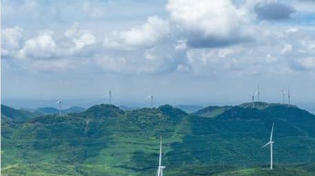 行业应用风力发电设施实拍延时