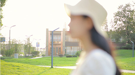梦幻唯美人像阳光温暖女孩实拍