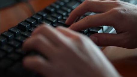 程序员键盘打字确认退出实拍4k