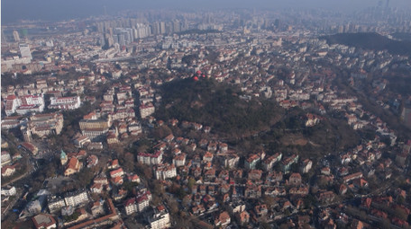 城市青岛信号山网红打卡地标航拍