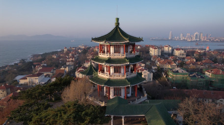 地标青岛小鱼山网红打卡地航拍