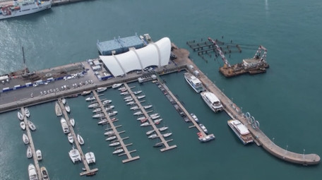 地标五四广场奥帆中心帆船航拍