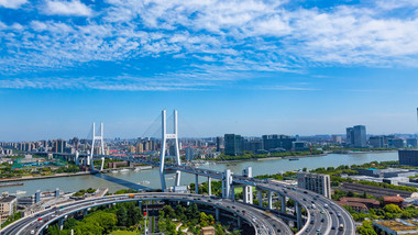 <strong>上海</strong>南浦大桥车流延时实拍