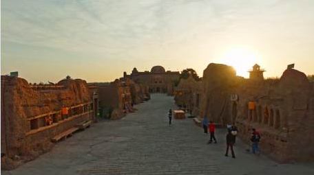 新疆叶城西夜迷城日出美景4K航拍