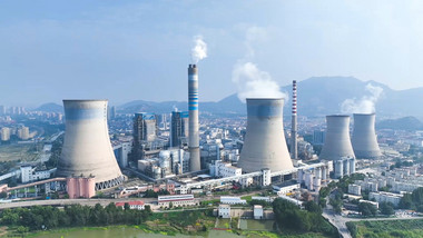 发电厂<strong>工业</strong>生产污染排放大烟囱4K航拍